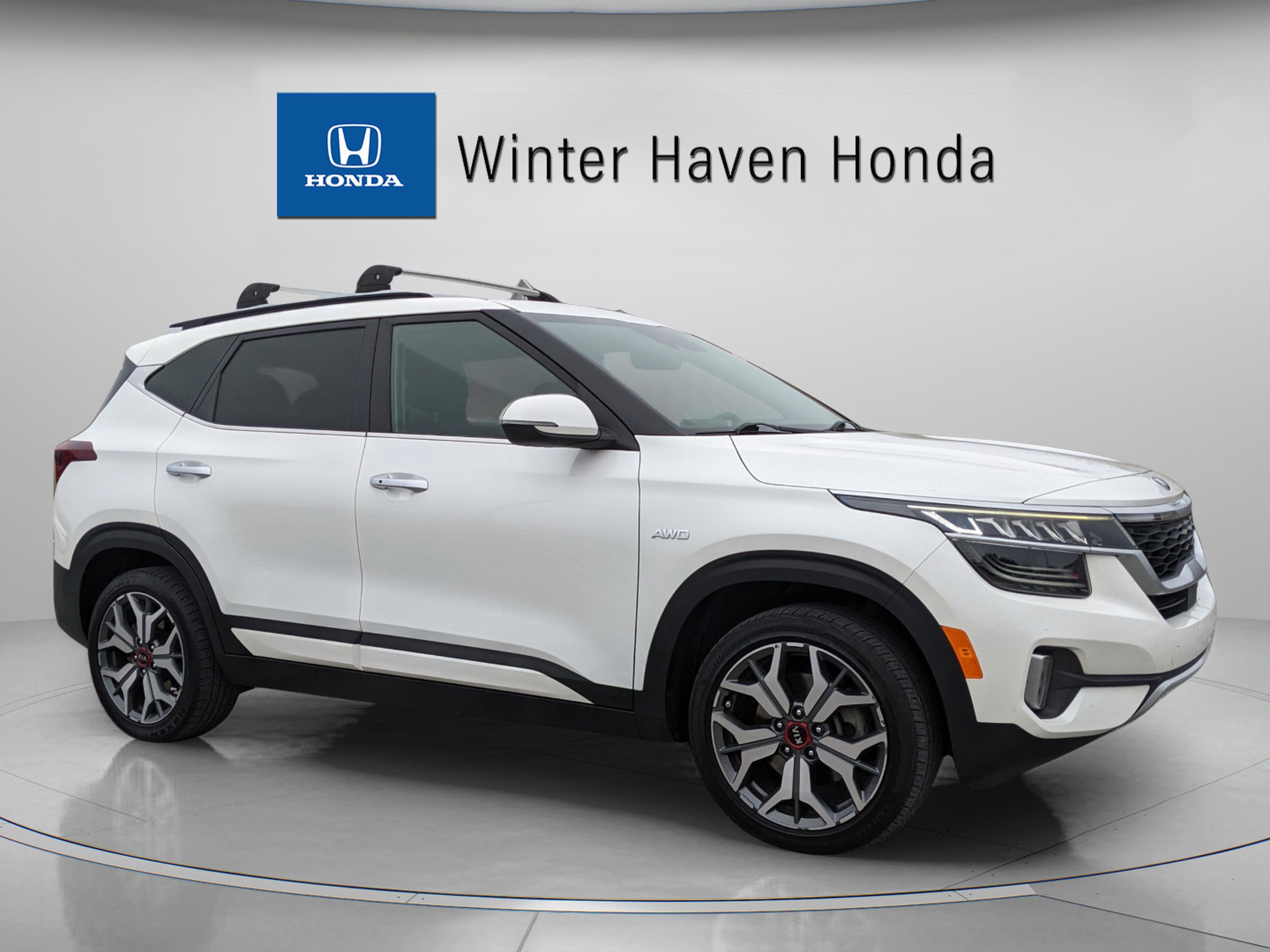 Used 2021 Kia Seltos SX w/ SX Sunroof Package image 1