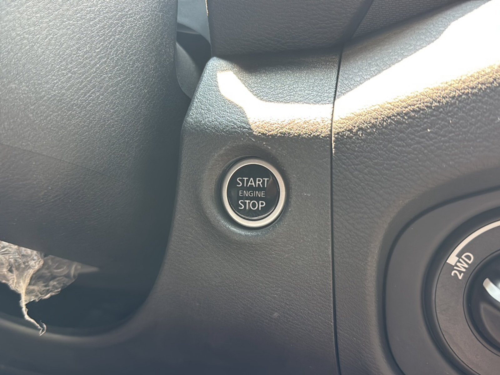 Used 2023 Nissan Frontier SV w/ Midnight Edition Package AWD/4WD image 38