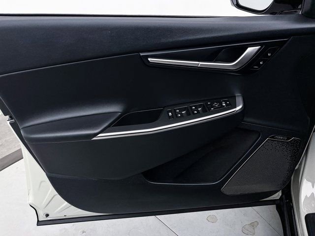 Used 2022 Kia EV6 Wind image 19