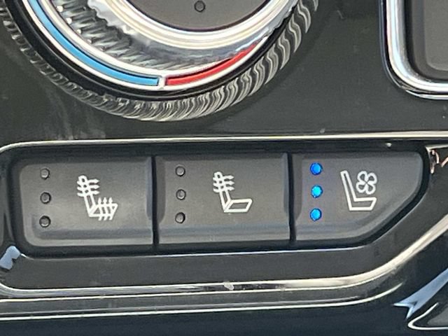 Used 2022 GMC Yukon Denali AWD/4WD image 42