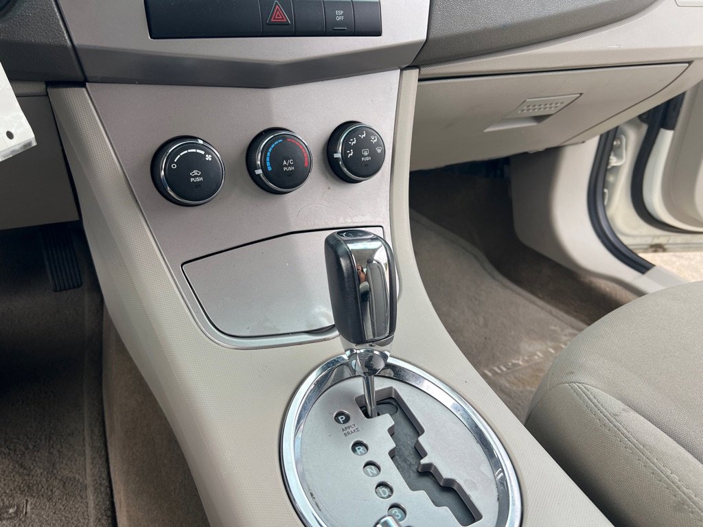 Used 2009 Chrysler Sebring Touring image 15