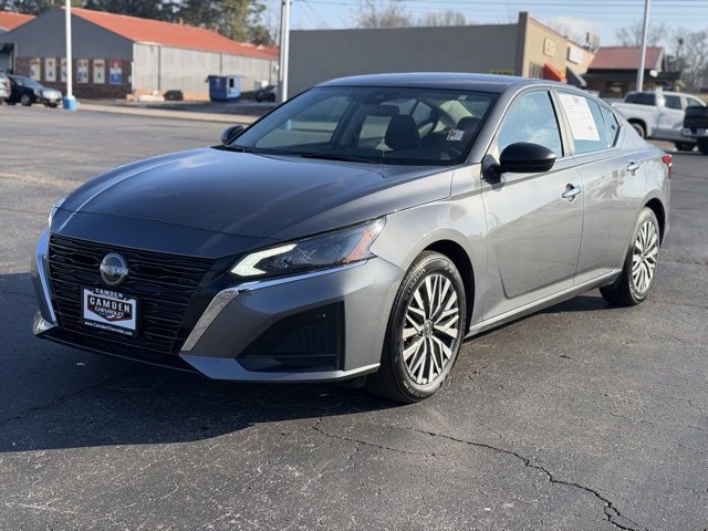 Used 2025 Nissan Altima 2.5 SV image 5