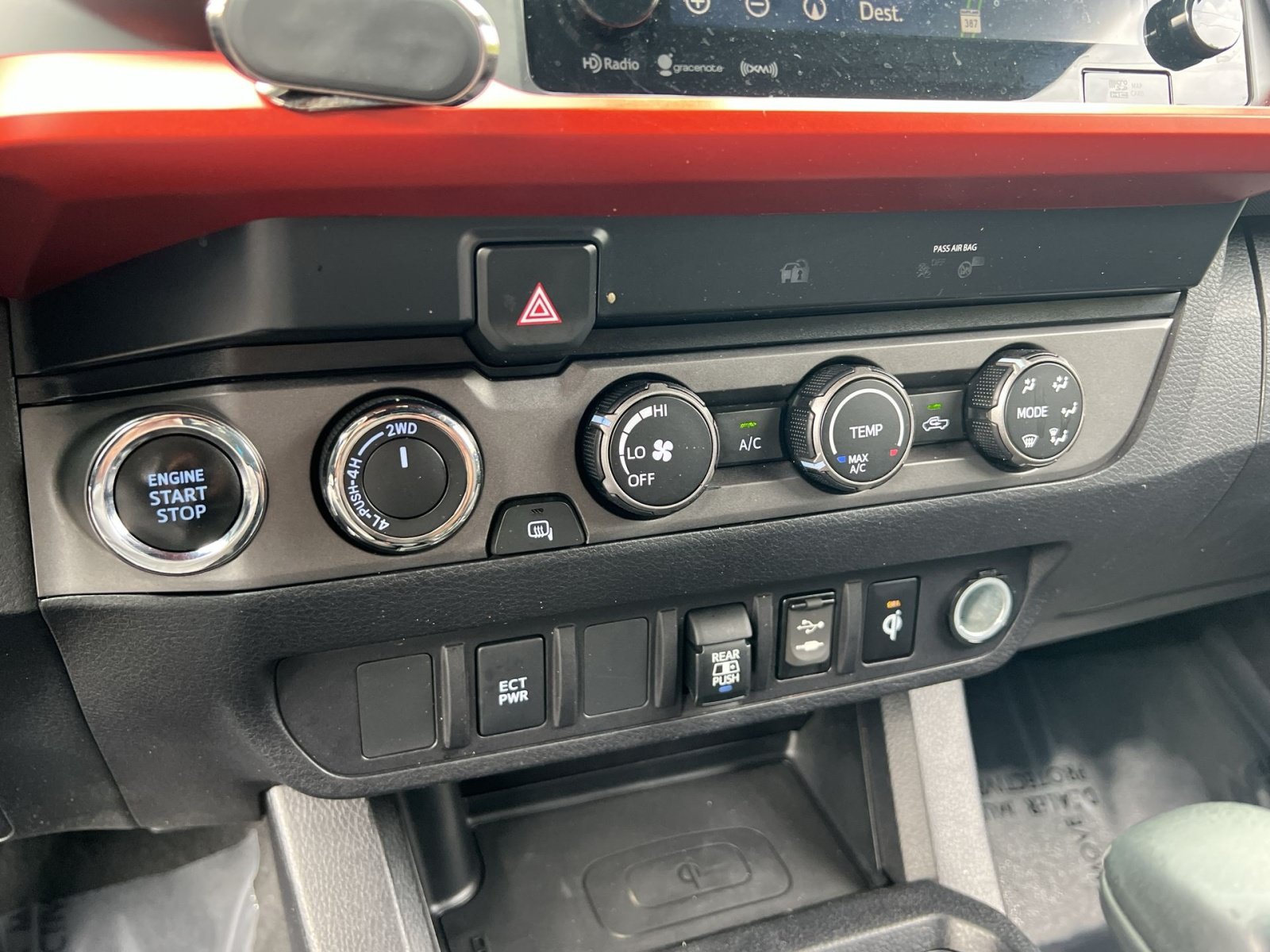 Used 2019 Toyota Tacoma TRD Off-Road AWD/4WD image 20