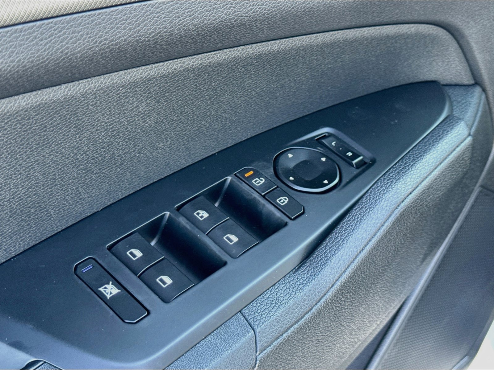 New 2027 Kia Sportage S FWD image 9