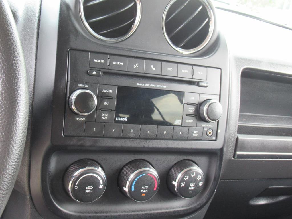 Used 2016 Jeep Patriot Sport w/ Power Value Group image 21
