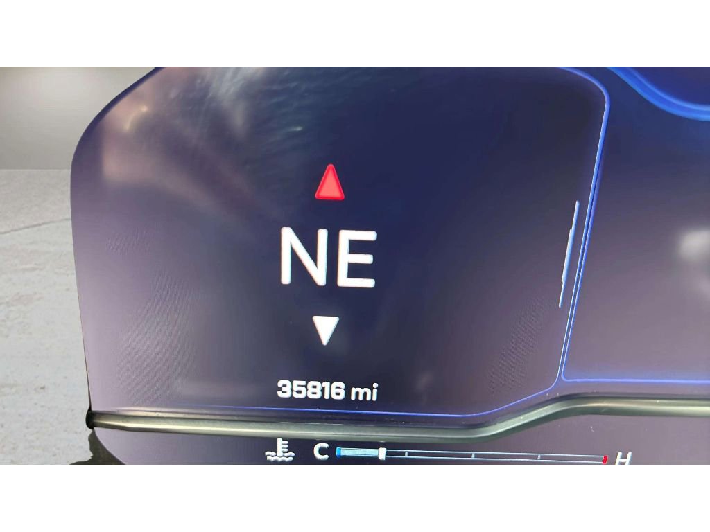Used 2023 Chevrolet Silverado 1500 LT image 19