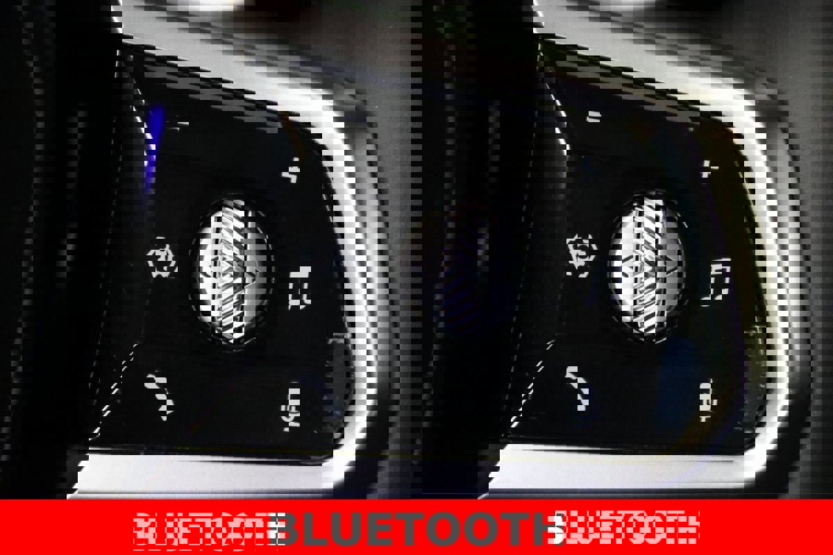 Used 2023 BMW 760i xDrive image 17