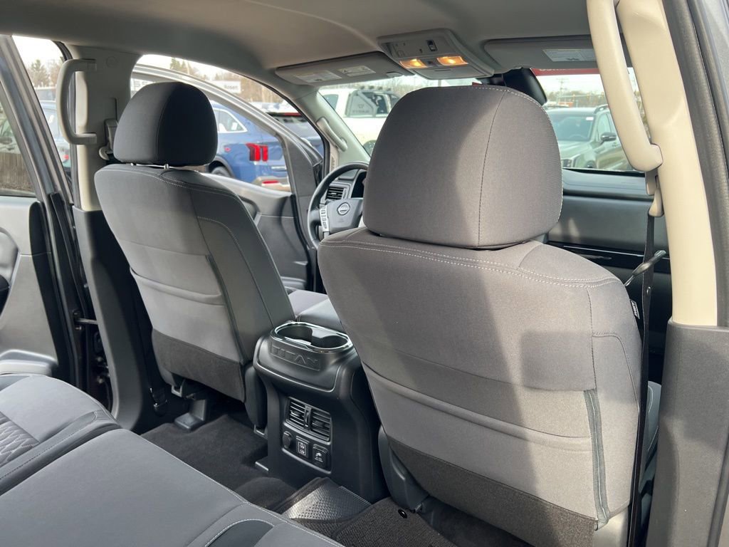 Certified 2024 Nissan Titan SV w/ SV Convenience Package image 14