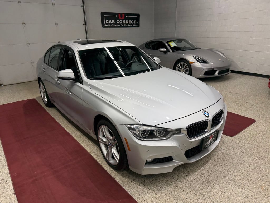 Used 2017 BMW 340i xDrive Sedan AWD/4WD image 8