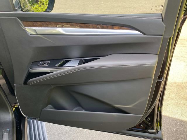 Used 2026 Cadillac Escalade Platinum Sport AWD/4WD image 39