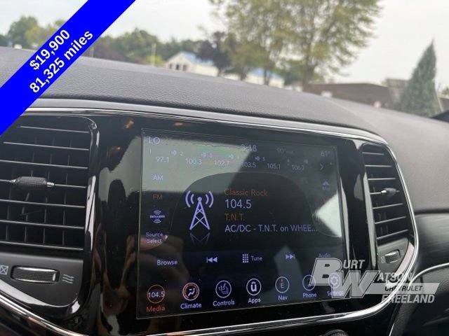 Used 2020 Jeep Grand Cherokee Limited AWD/4WD image 18