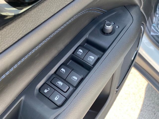 New 2025 Jeep Compass Latitude w/ Sun & Sound Group image 14