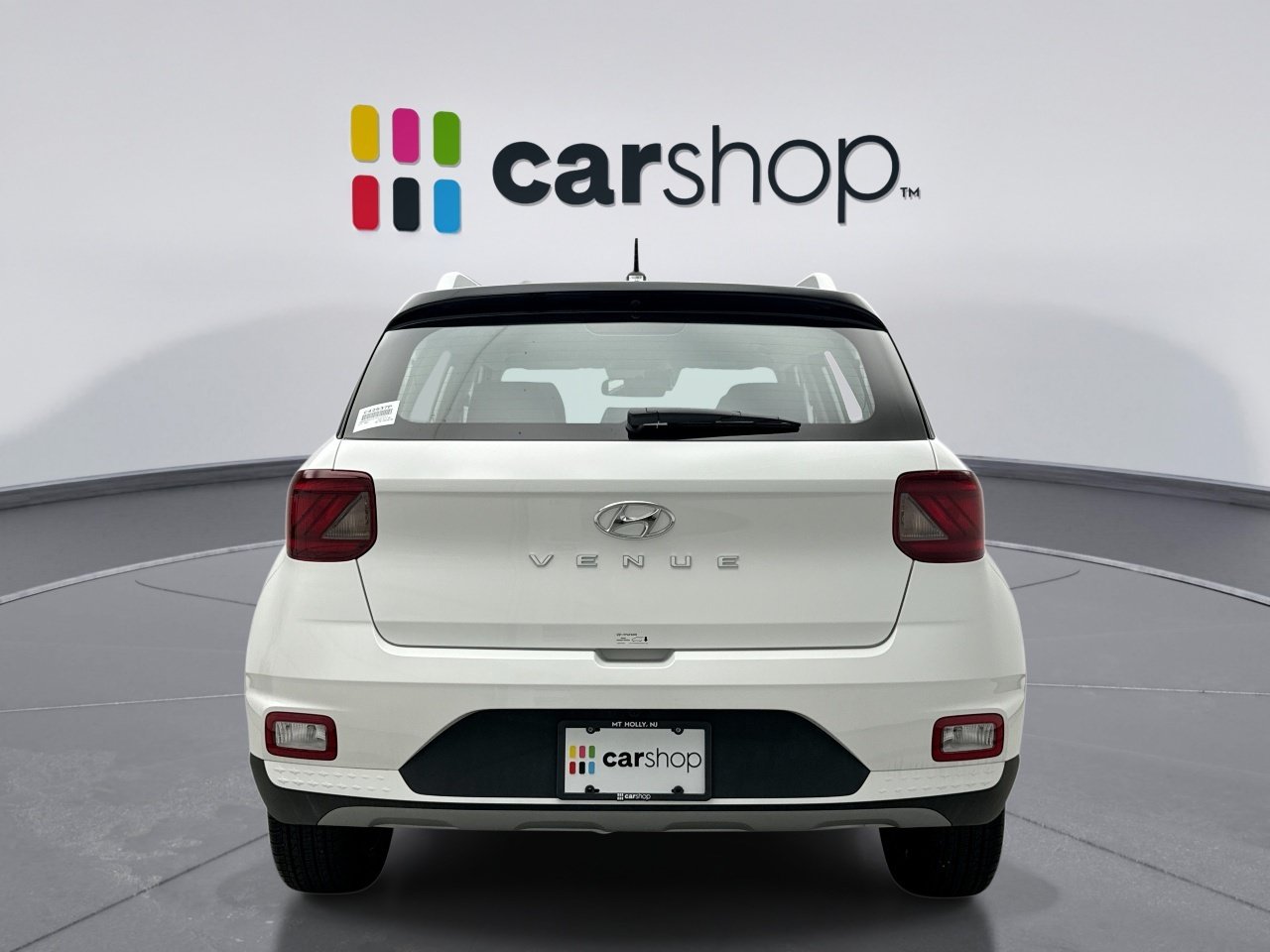 Used 2026 Hyundai Venue SEL FWD image 4