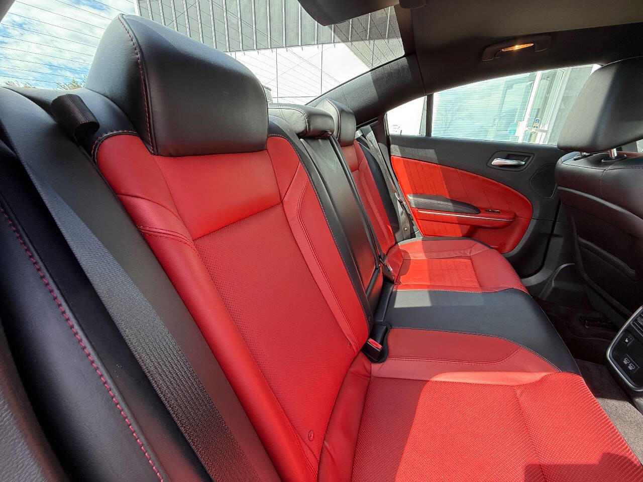 Used 2015 Dodge Charger SXT w/ AWD Plus Group image 13