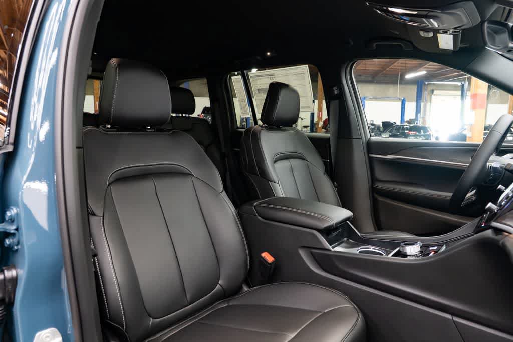 New 2026 Jeep Grand Cherokee Limited AWD/4WD image 31