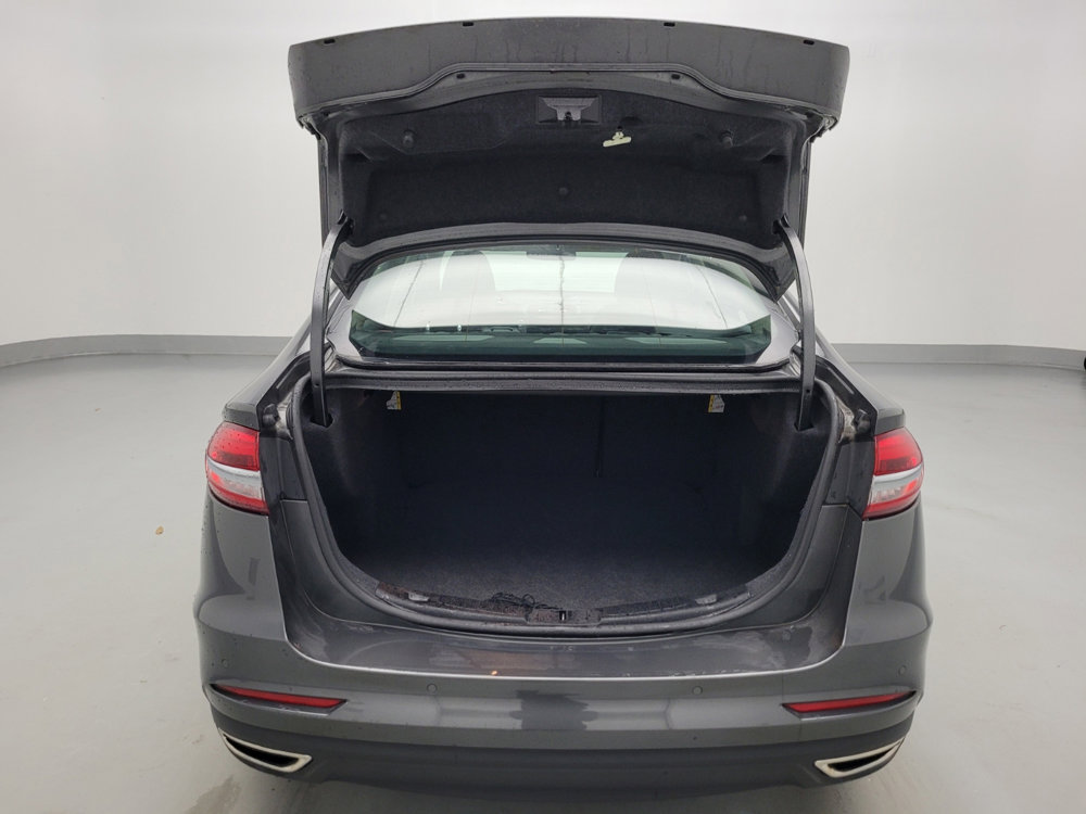 Used 2019 Ford Fusion Titanium image 29