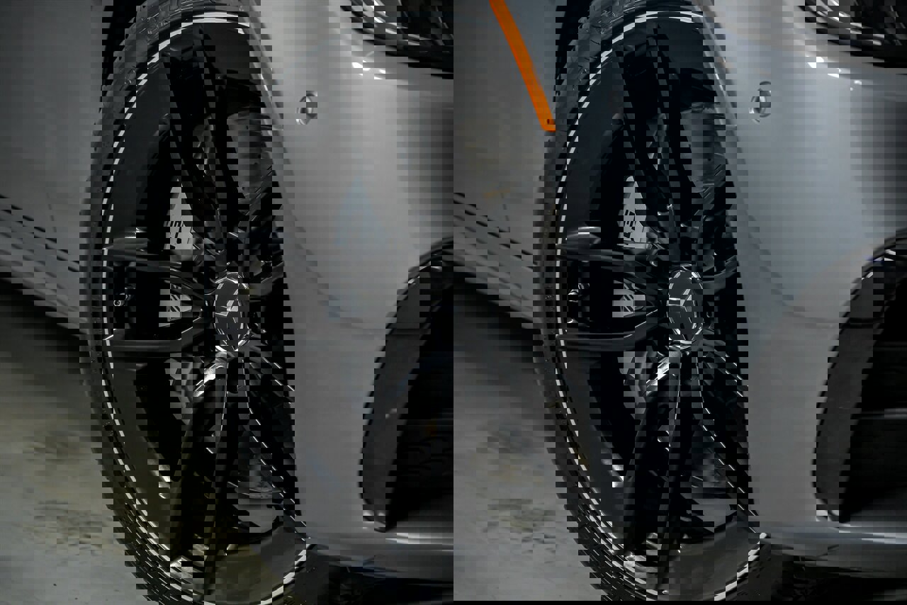 Used 2023 Mercedes-Benz E 53 AMG 4MATIC Sedan image 4