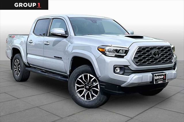Certified 2020 Toyota Tacoma TRD Sport w/ Technology Package AWD/4WD image 3