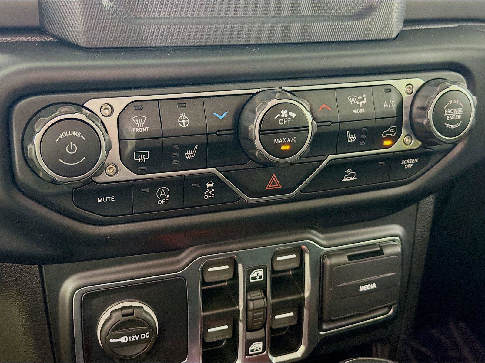 Used 2022 Jeep Wrangler Unlimited Sport AWD/4WD image 21