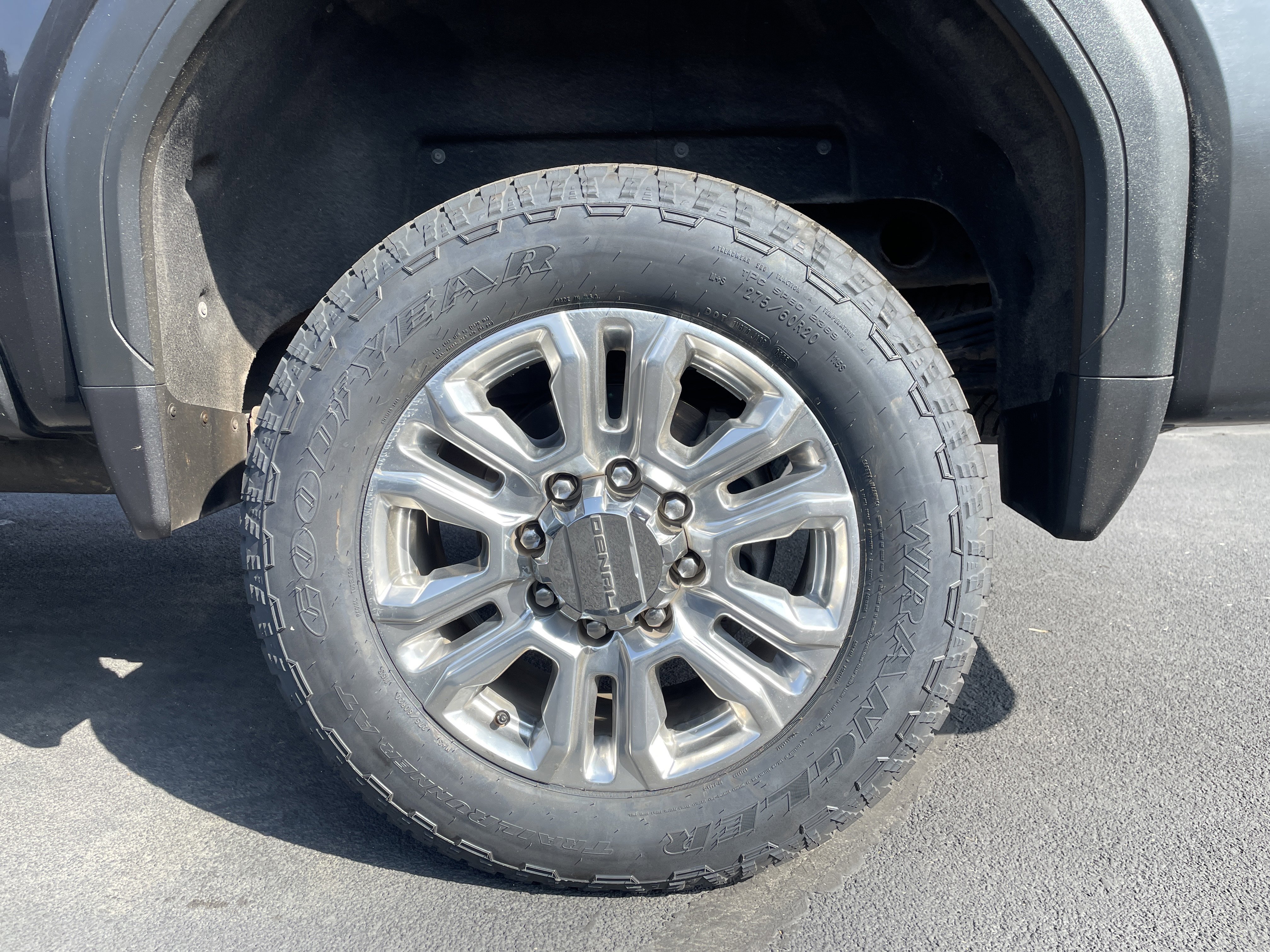 Used 2021 GMC Sierra 2500 Denali w/ Denali Ultimate Package image 28