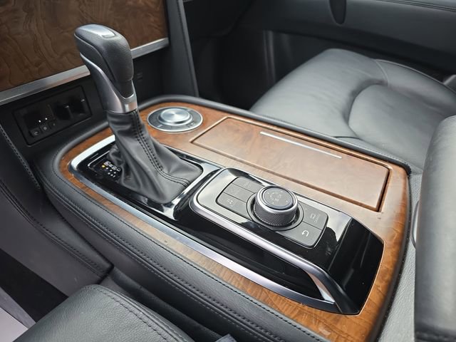 Used 2024 Nissan Armada SL w/ Captain's Chairs Package image 40
