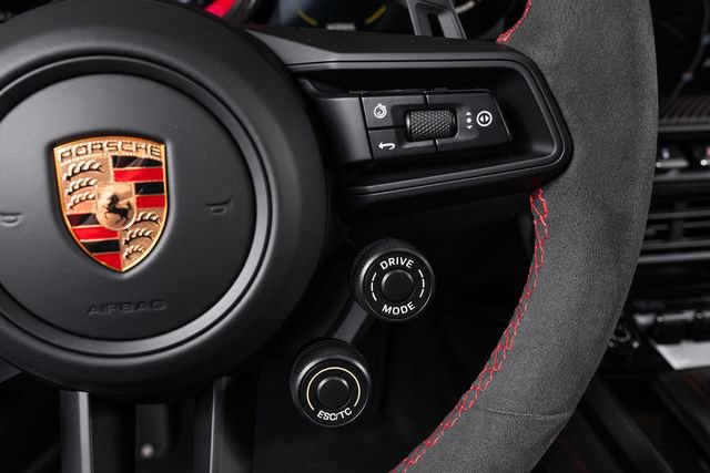 Used 2025 Porsche 911 GT3 RS RWD image 37