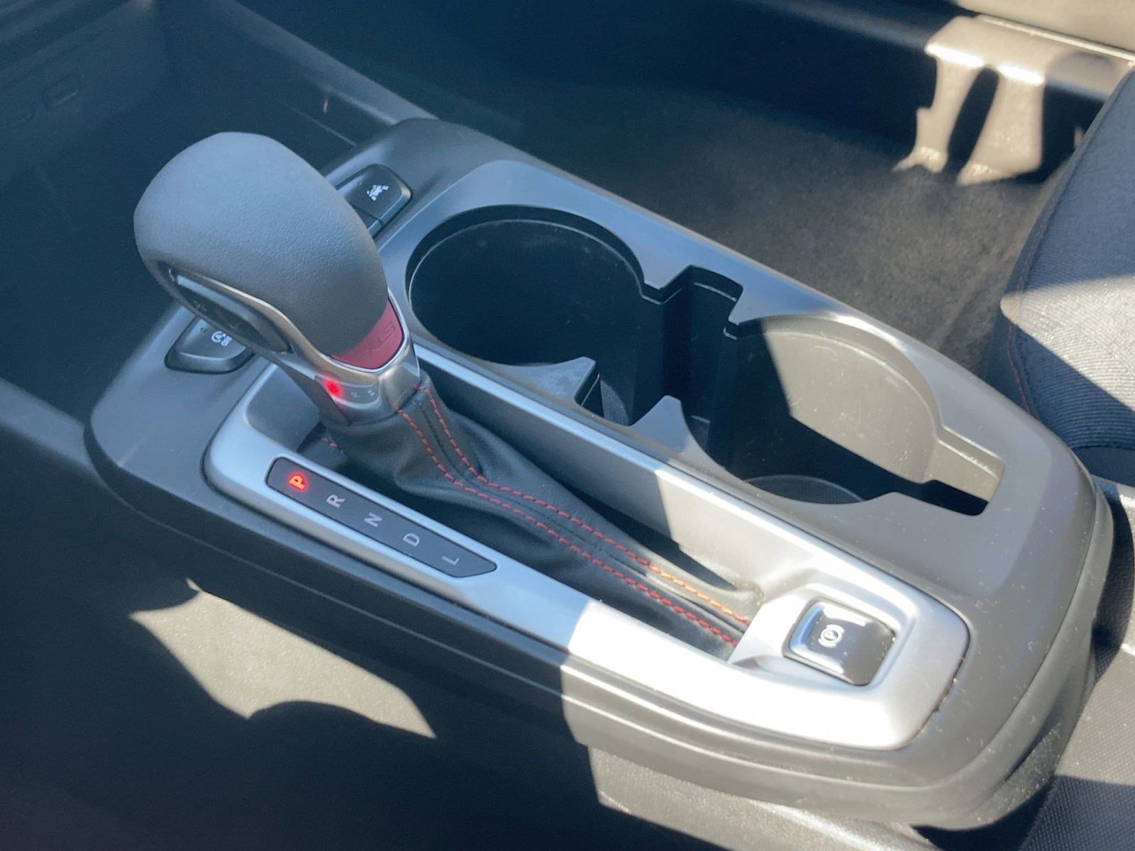 Used 2024 Chevrolet Trax RS w/ Driver Confidence Package image 17