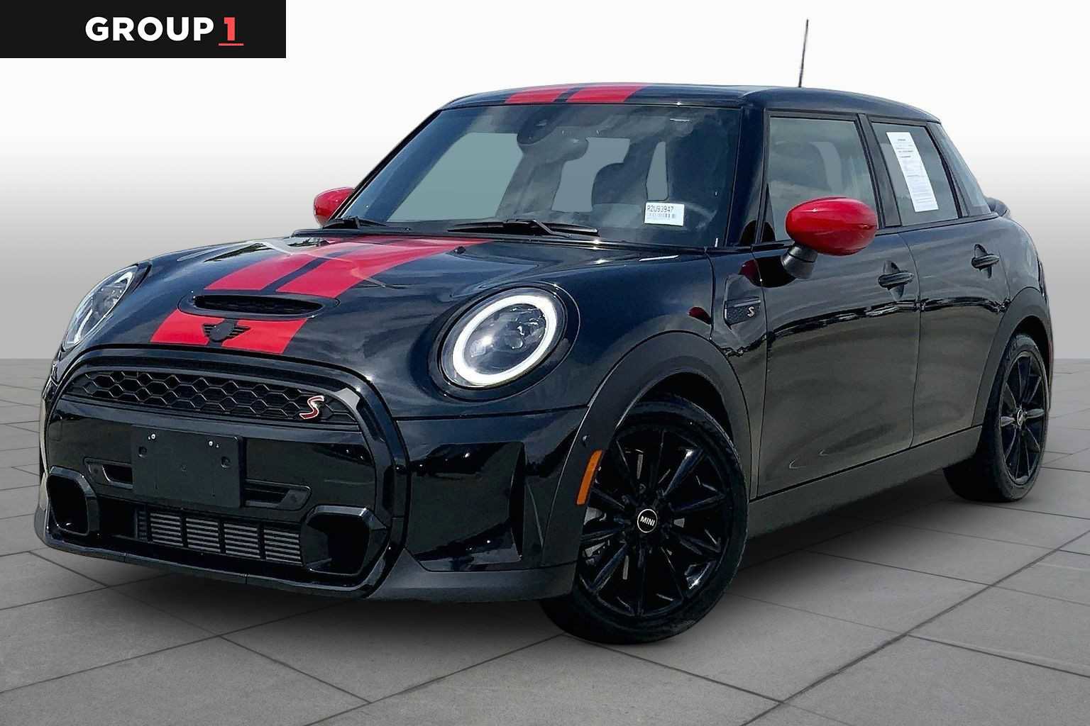 Used 2024 MINI Cooper S FWD image 1