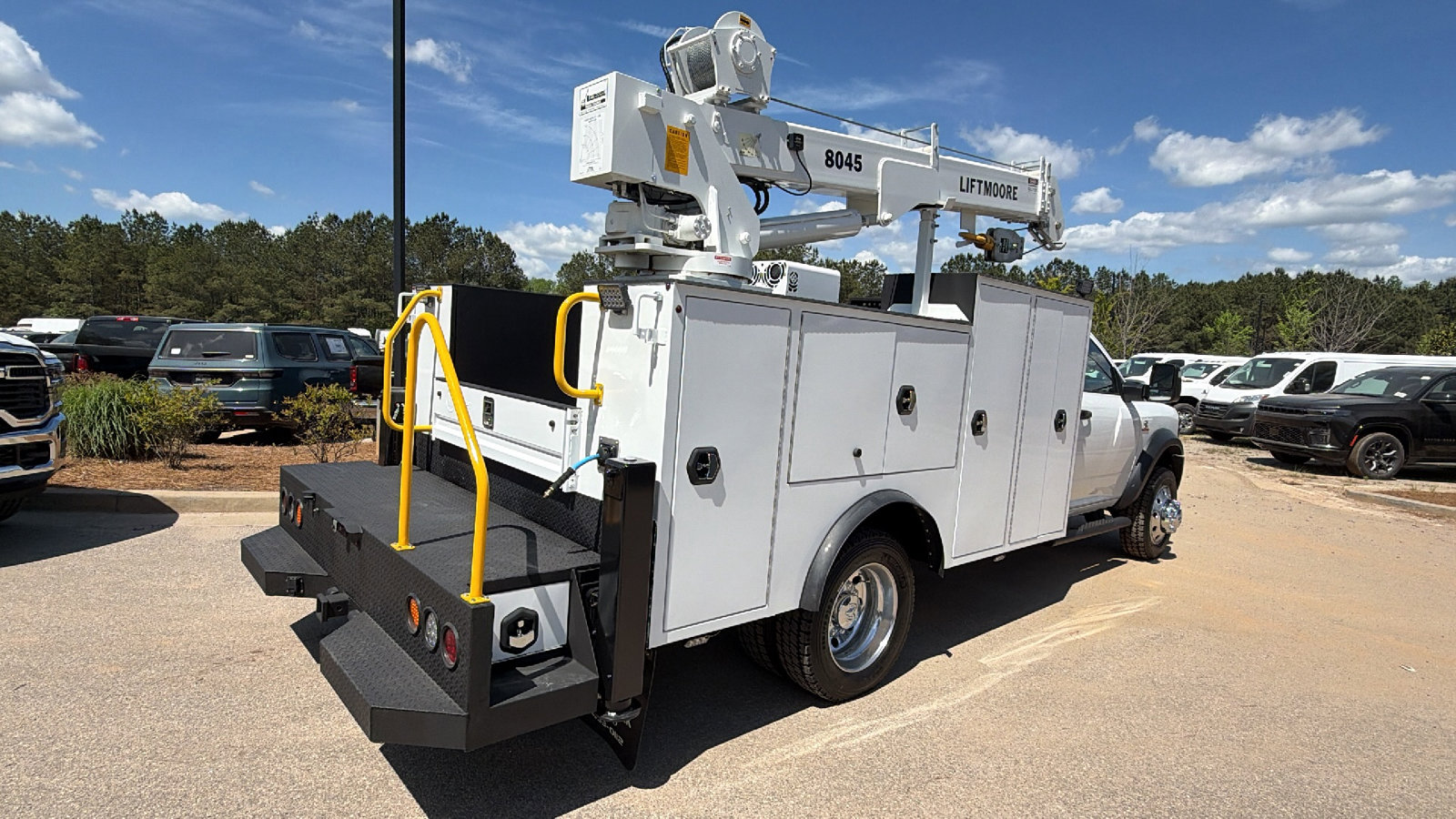 New 2026 RAM 5500 Tradesman w/ Chrome Appearance Group image 8