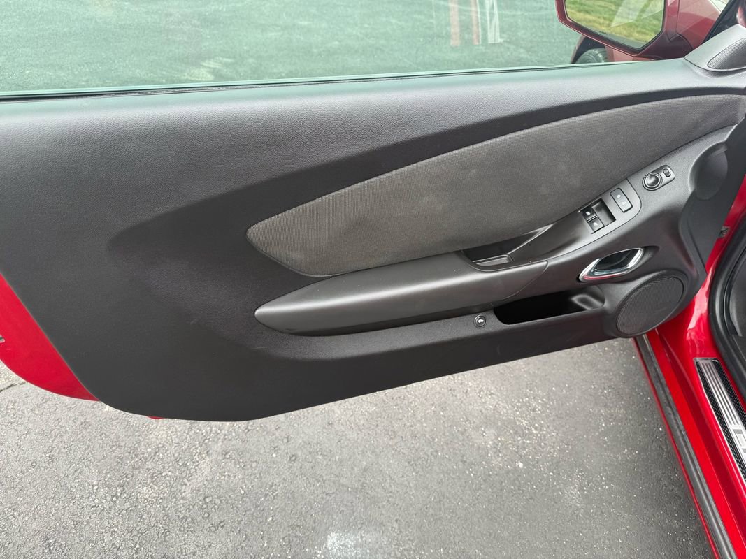 Used 2013 Chevrolet Camaro SS image 14