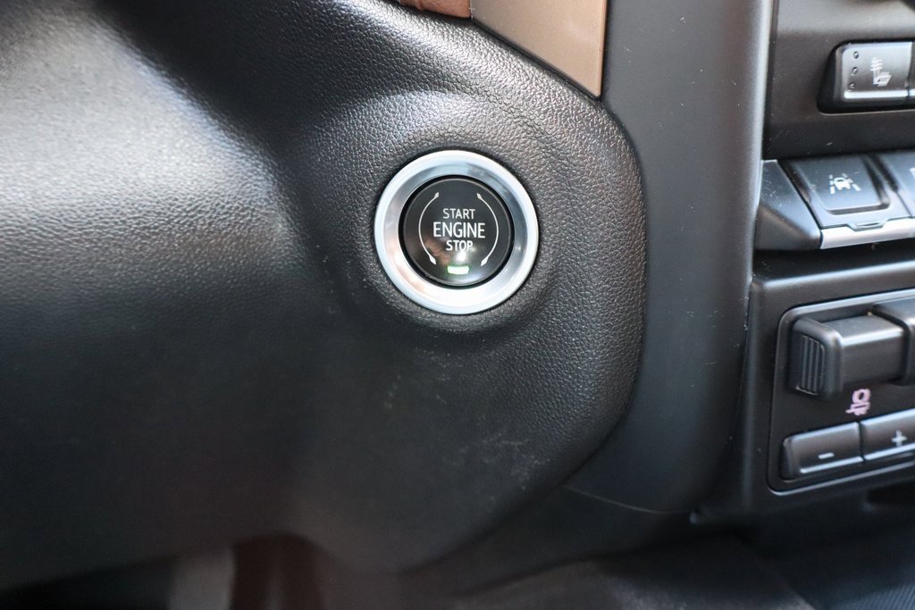 Used 2021 Chevrolet Silverado 1500 High Country w/ Technology Package image 13