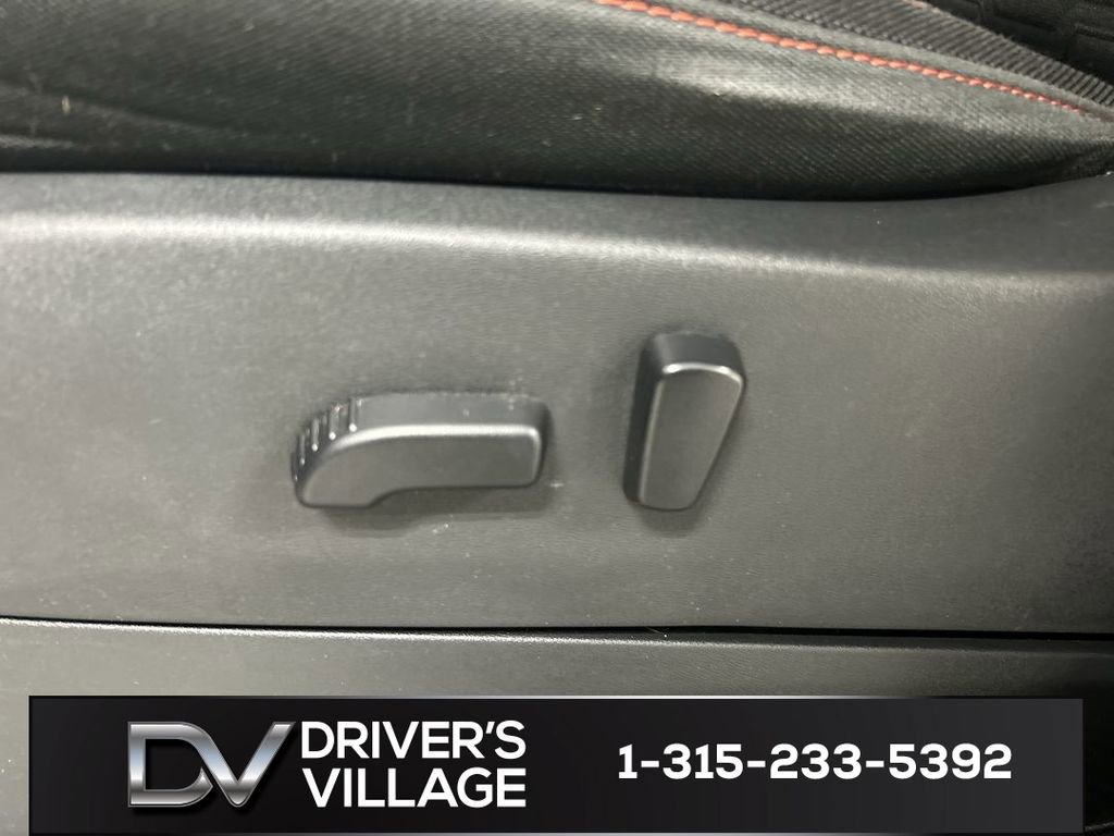 Used 2022 Nissan Frontier PRO-4X image 10