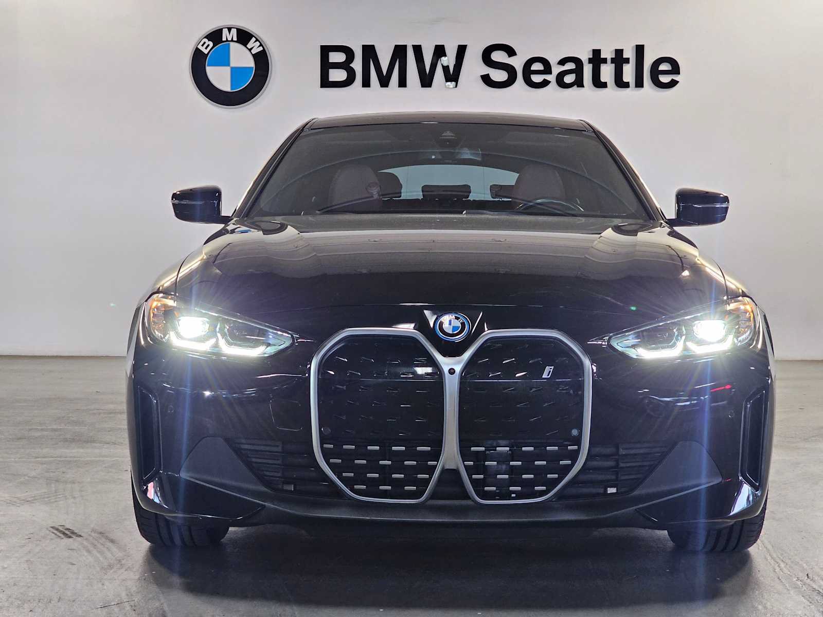 Certified 2023 BMW i4 eDrive35 w/ Premium Package RWD image 6