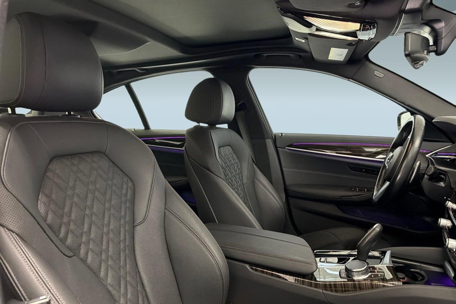 Used 2023 BMW 530i w/ M Sport Package image 31