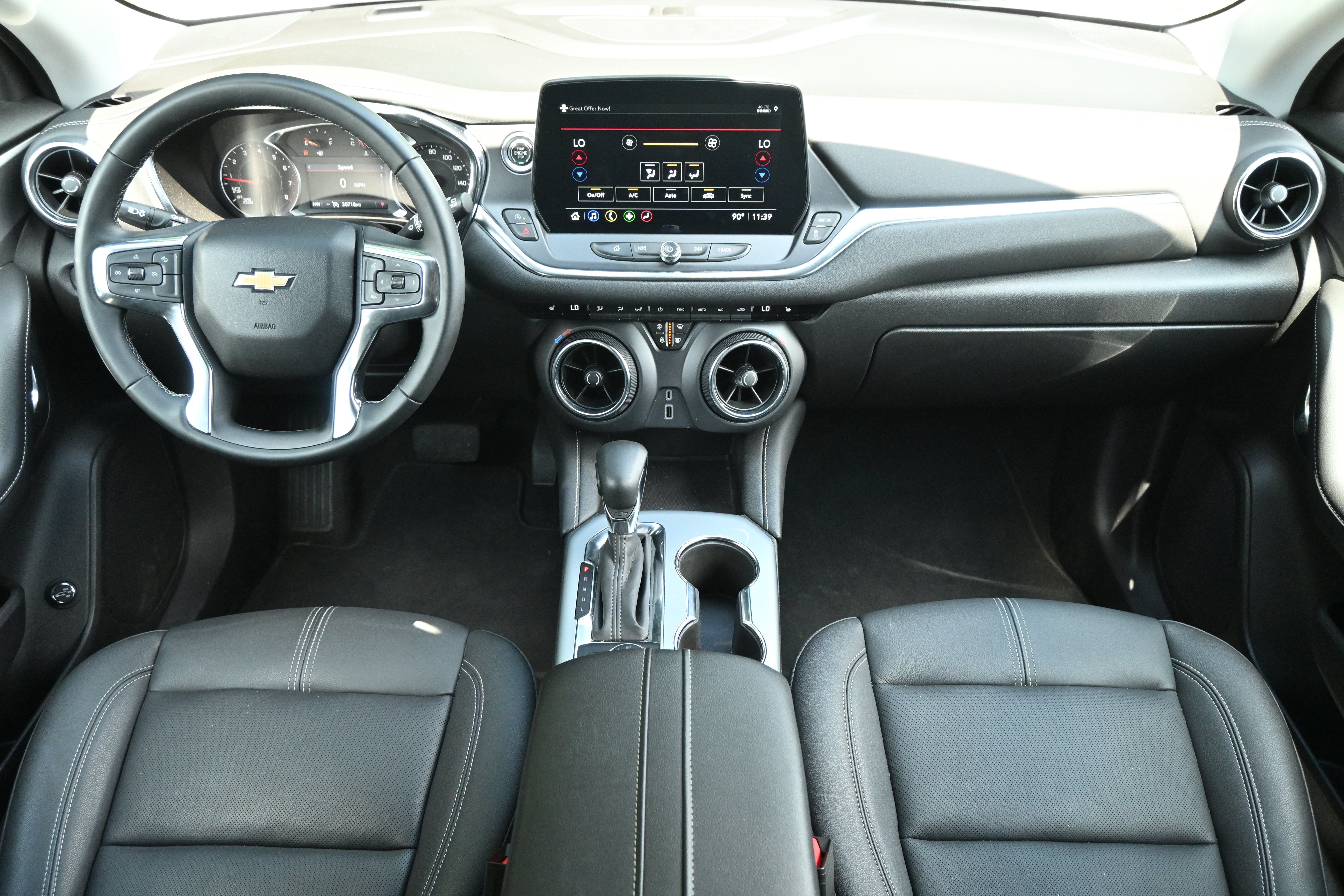 Used 2024 Chevrolet Blazer LT w/ Midnight/Sport Edition FWD image 26