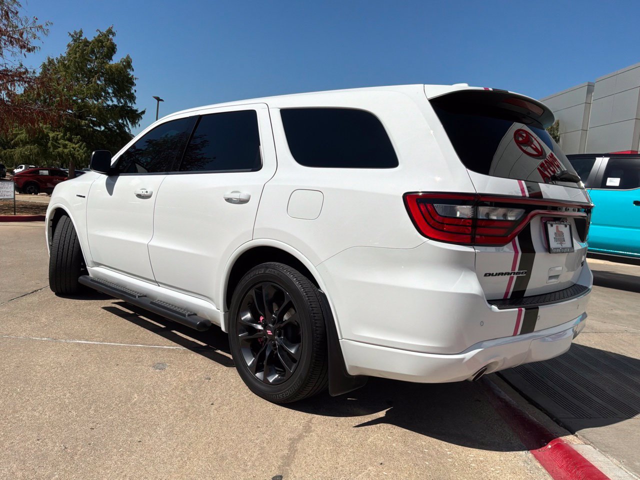 Used 2021 Dodge Durango R/T w/ Technology Group RWD image 8