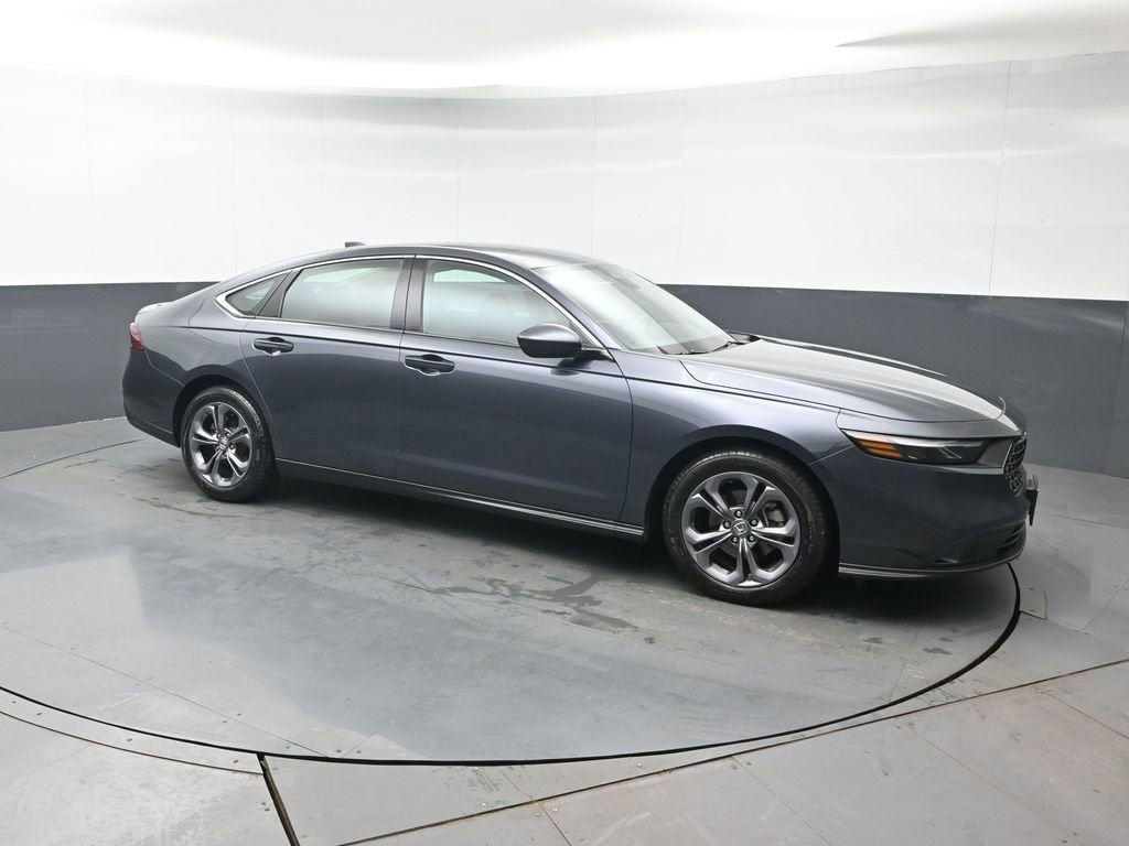 Used 2023 Honda Accord EX image 8
