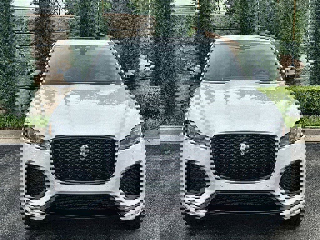 New 2026 Jaguar F-PACE R-Dynamic S image 8
