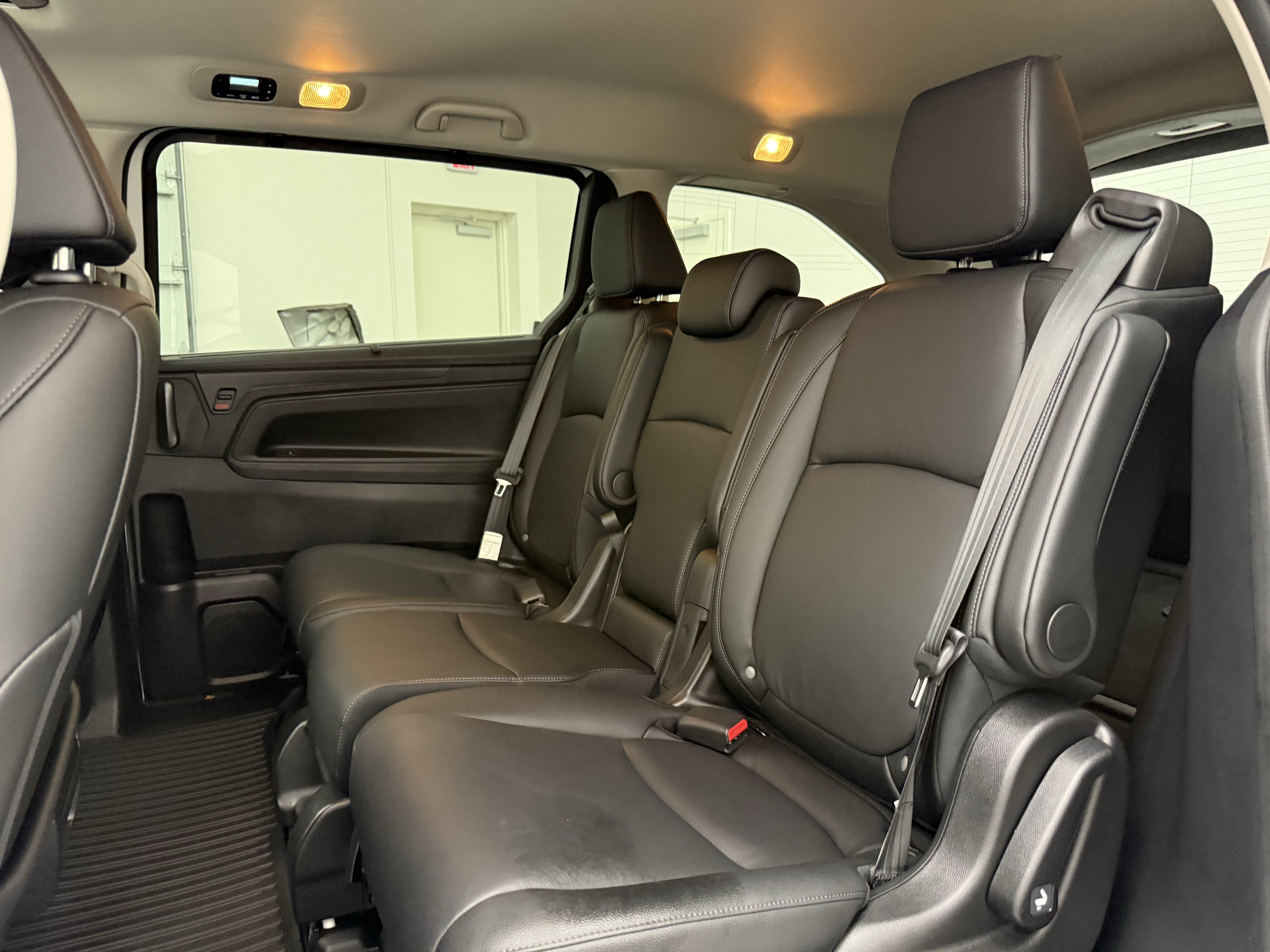 Used 2025 Honda Odyssey EX-L image 25