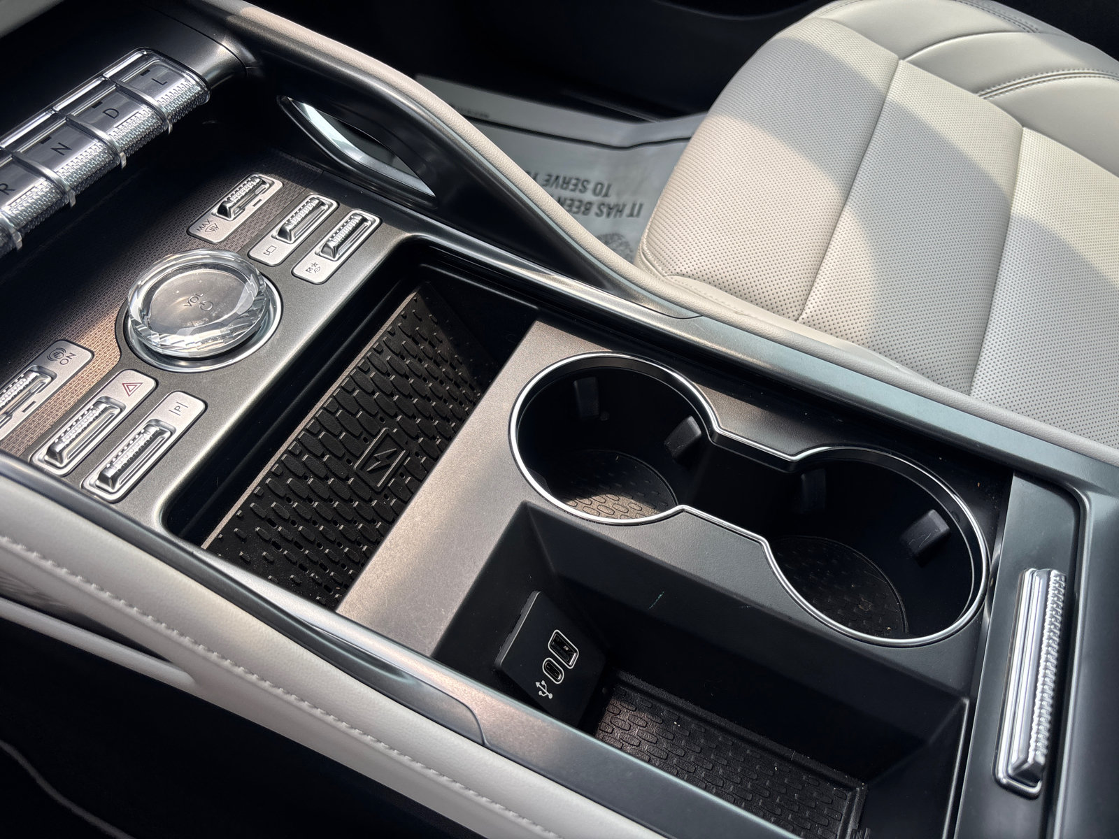 New 2026 Lincoln Nautilus Premier AWD/4WD image 23