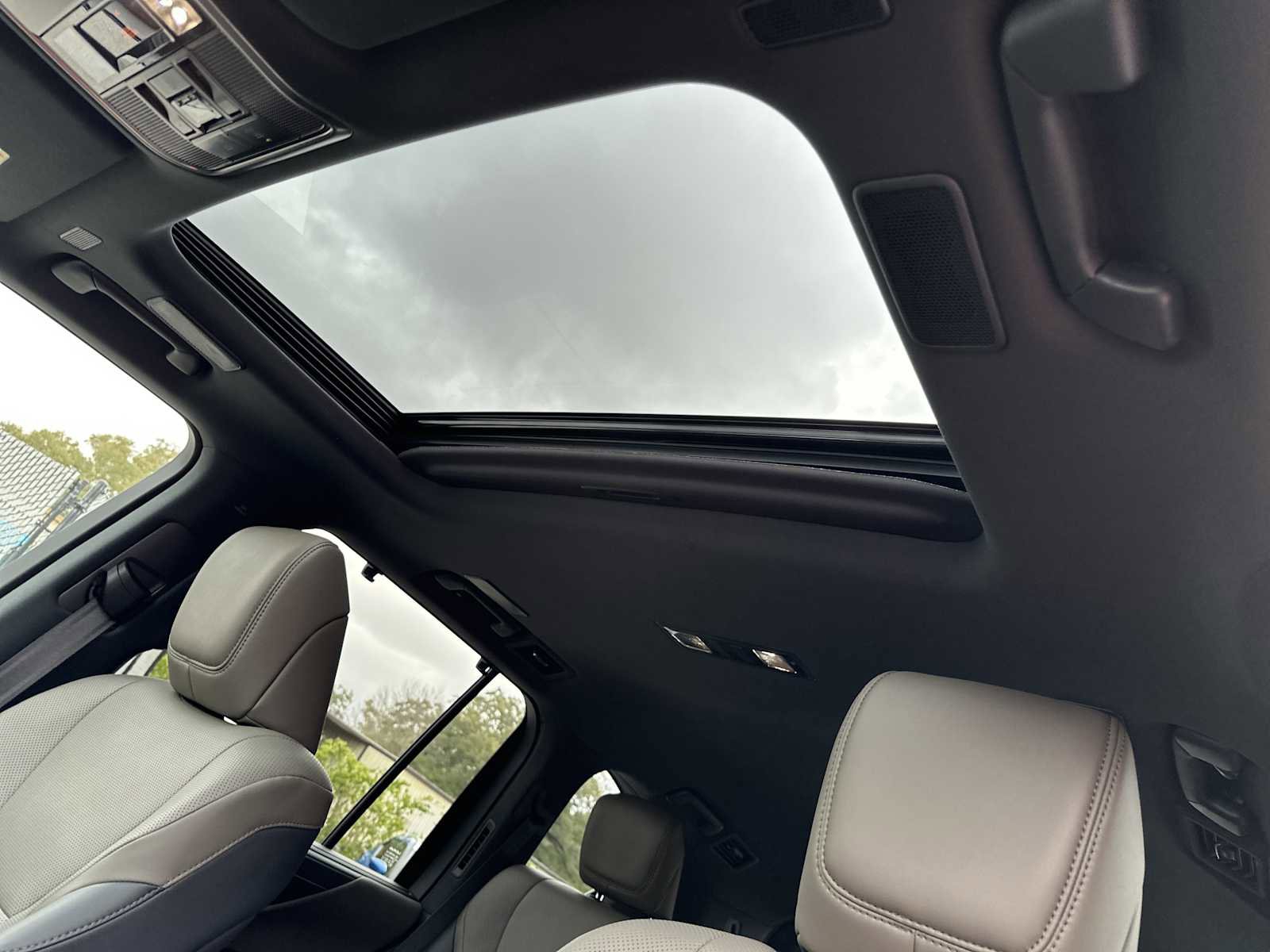 Used 2026 Lexus LX 700h Overtrail image 21