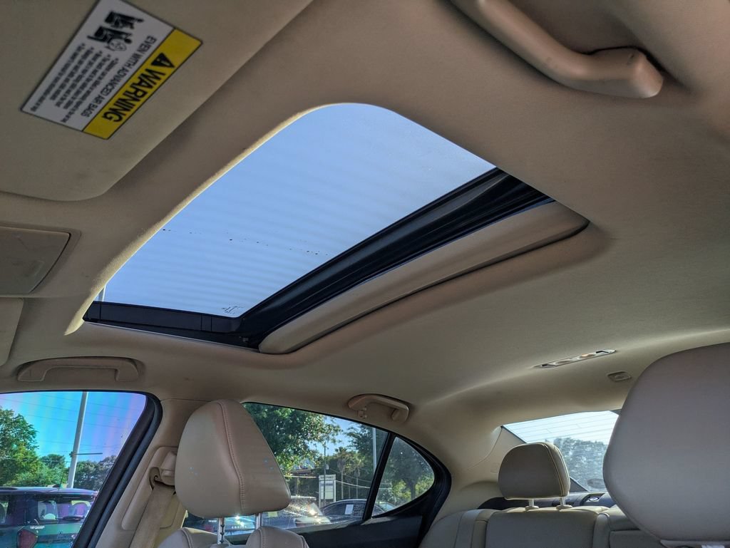 Used 2015 Acura TLX w/ Technology Package FWD image 17