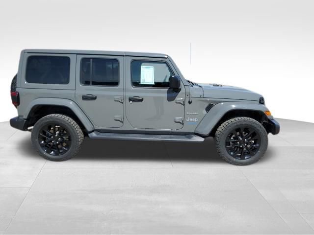 Used 2021 Jeep Wrangler Unlimited Sahara w/ Dual Top Group image 6