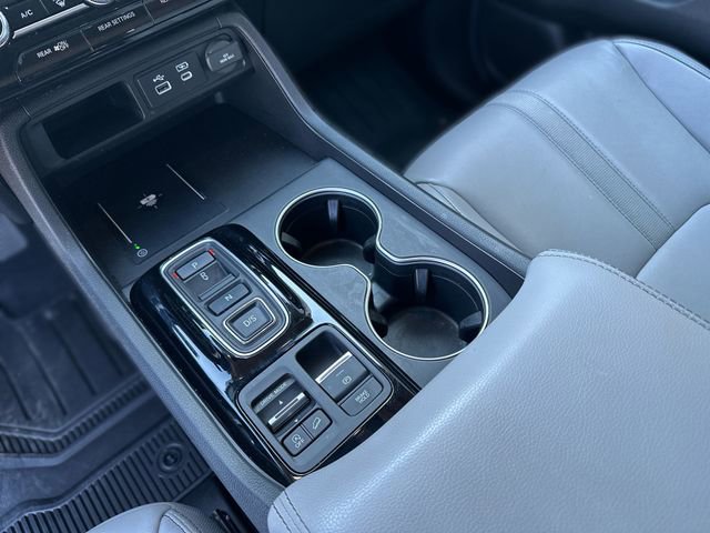 Used 2025 Honda Pilot Touring image 22