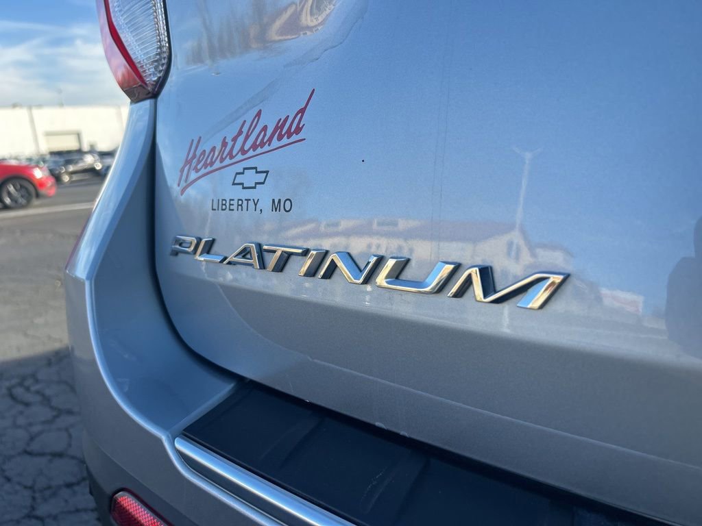 Used 2022 Ford Explorer Platinum w/ Equipment Group 601A image 13