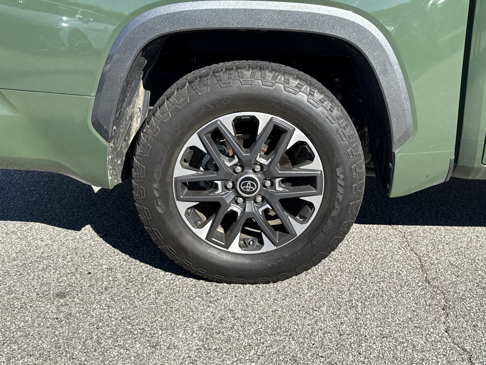 Used 2022 Toyota Tundra Limited RWD image 17