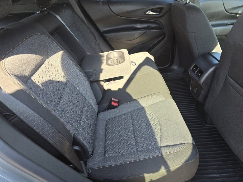Used 2024 Chevrolet Equinox LT AWD/4WD image 16