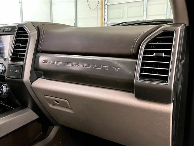 Used 2019 Ford F250 Limited AWD/4WD image 15
