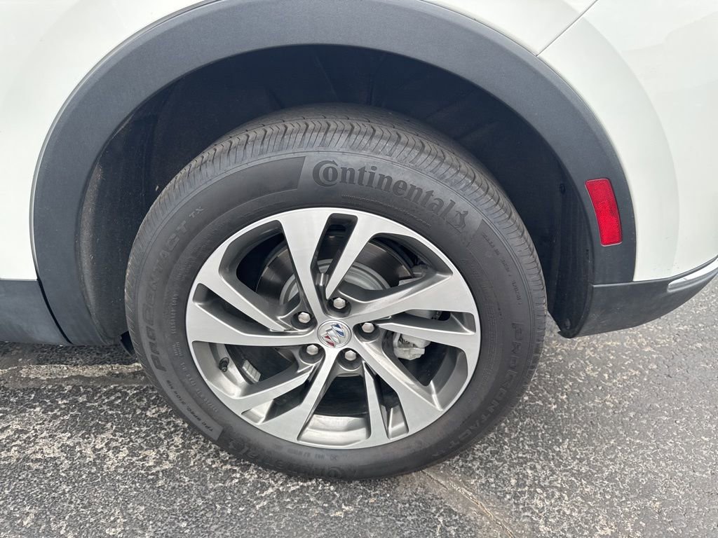 Used 2022 Buick Envision Essence w/ Safety Package image 46