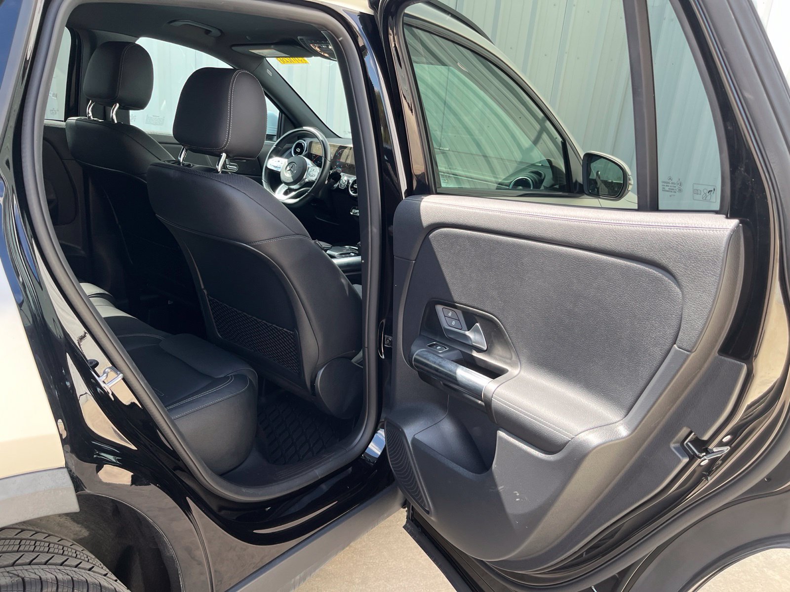 Used 2022 Mercedes-Benz GLA 250 4MATIC image 14